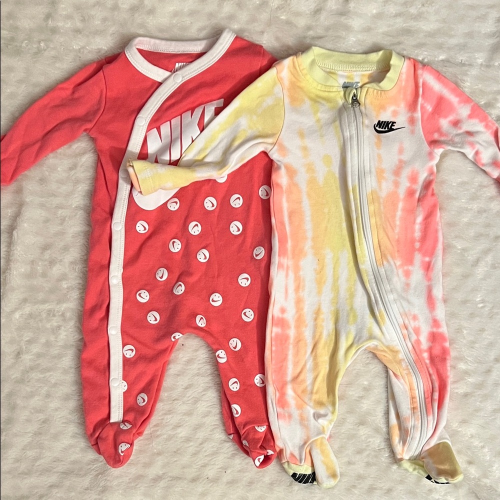 Nike Kids Footies - Coral and Tie-Dye